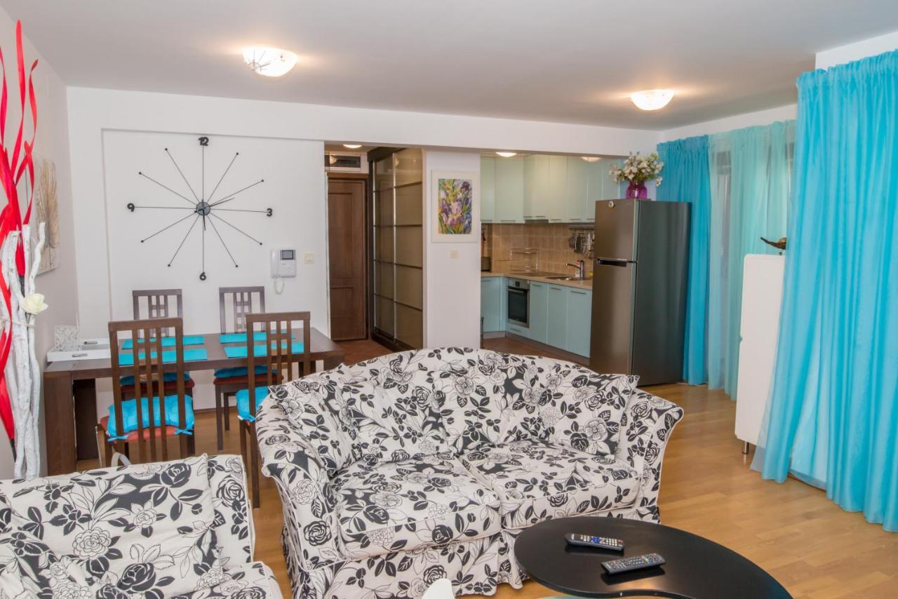 Apartment Elena Petrovac Екстериор снимка